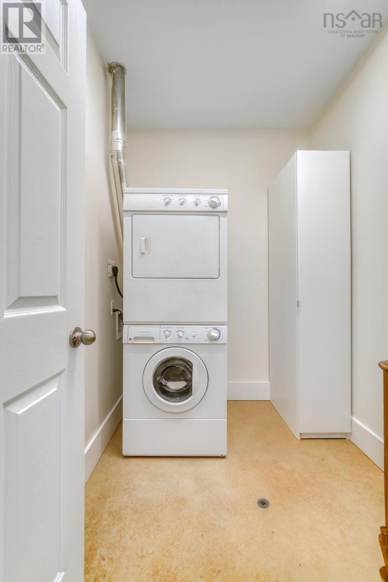 243 Pelham Street, Lunenburg, Nova Scotia  B0J 2C0 - Photo 43 - 202529467
