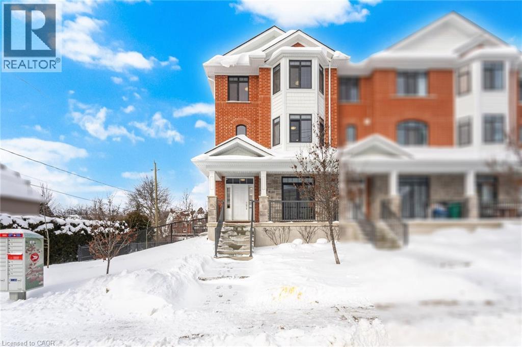 180 Benton Street, Kitchener, Ontario  N2G 3H8 - Photo 3 - 40801655