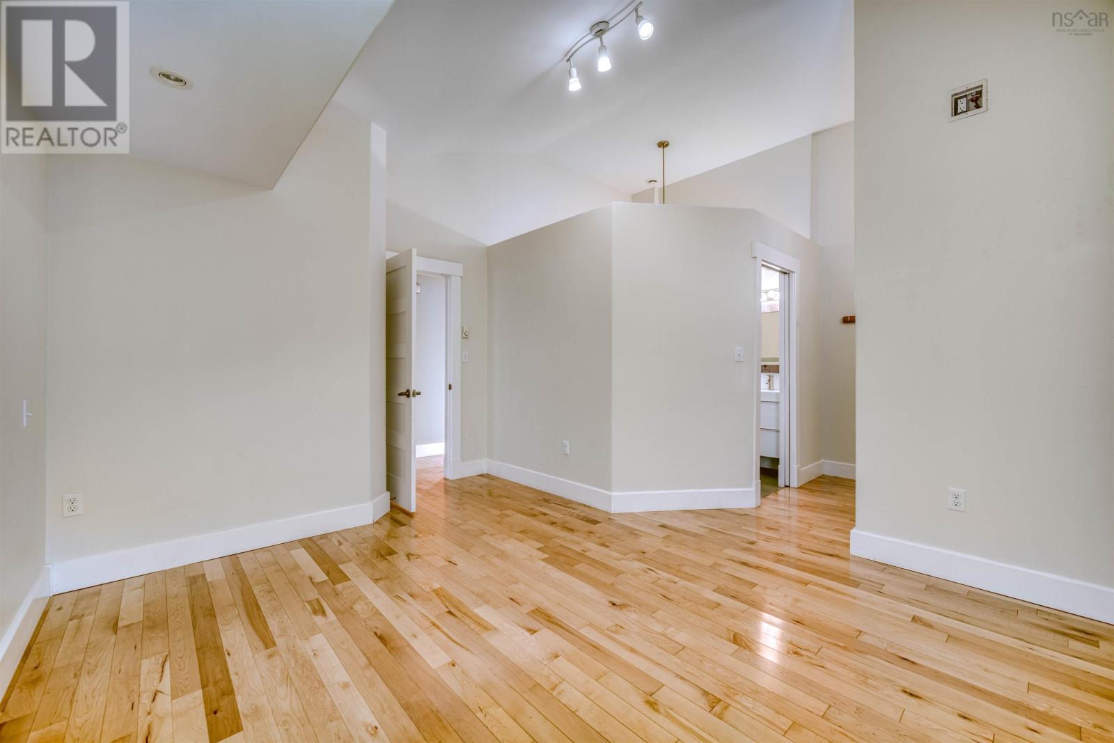 243 Pelham Street, Lunenburg, Nova Scotia  B0J 2C0 - Photo 22 - 202529467