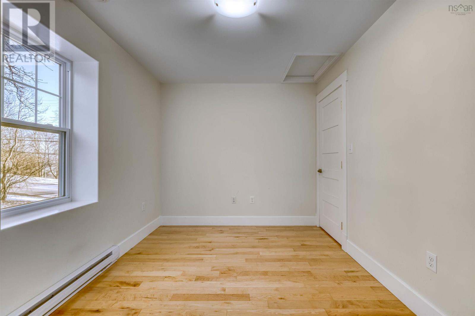 243 Pelham Street, Lunenburg, Nova Scotia  B0J 2C0 - Photo 19 - 202529467