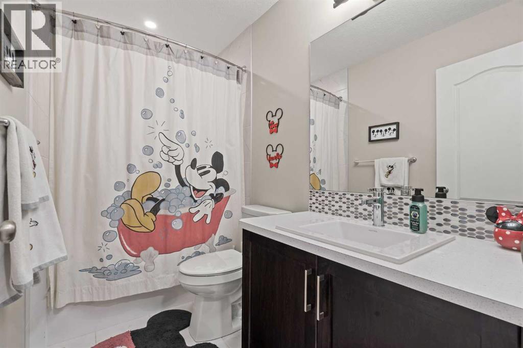 271 Chelsea Heath, Chestermere, Alberta  T1X 2N4 - Photo 33 - A2275004