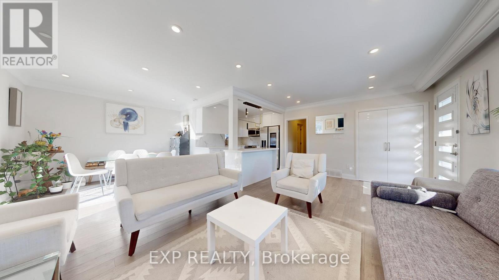 12 Bonnechere Crescent, Toronto, Ontario  M1K 4Y8 - Photo 7 - E12754182