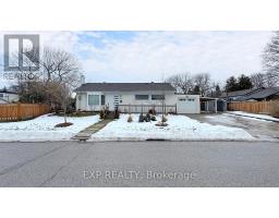 12 BONNECHERE CRESCENT, Toronto, Ontario