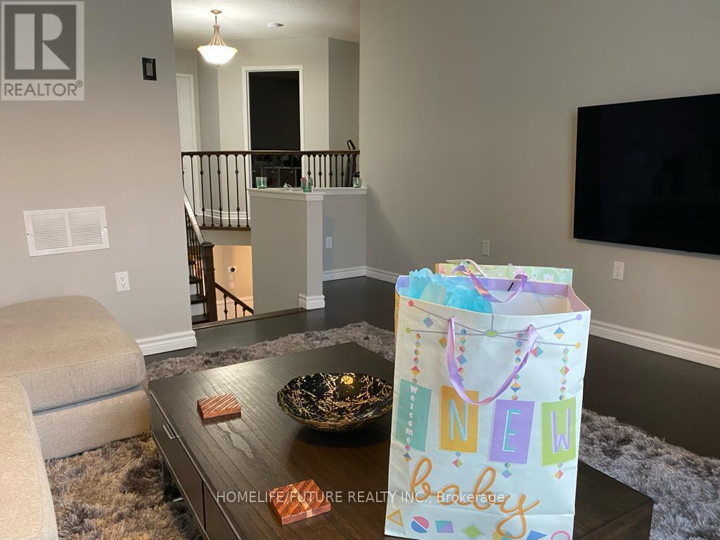 31 Middlecote Drive, Ajax, Ontario  L1T 0A4 - Photo 13 - E12754208