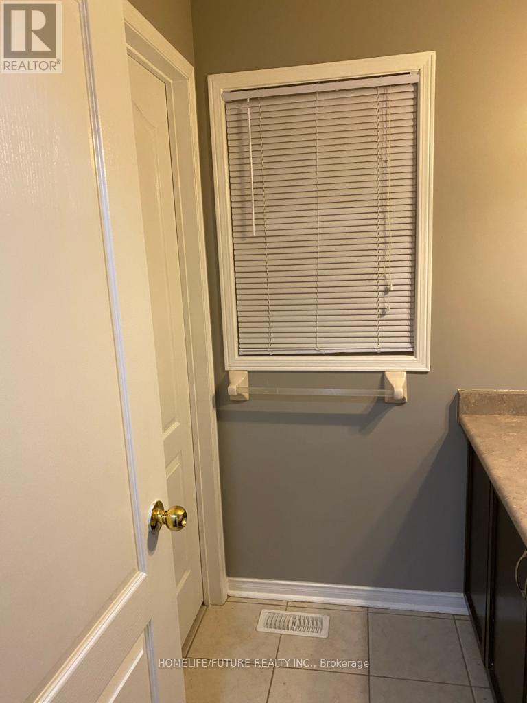 31 Middlecote Drive, Ajax, Ontario  L1T 0A4 - Photo 21 - E12754208