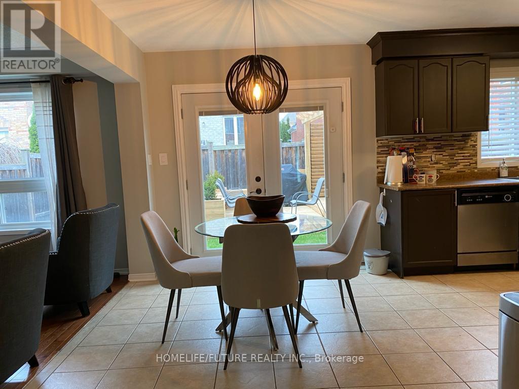 31 Middlecote Drive, Ajax, Ontario  L1T 0A4 - Photo 4 - E12754208