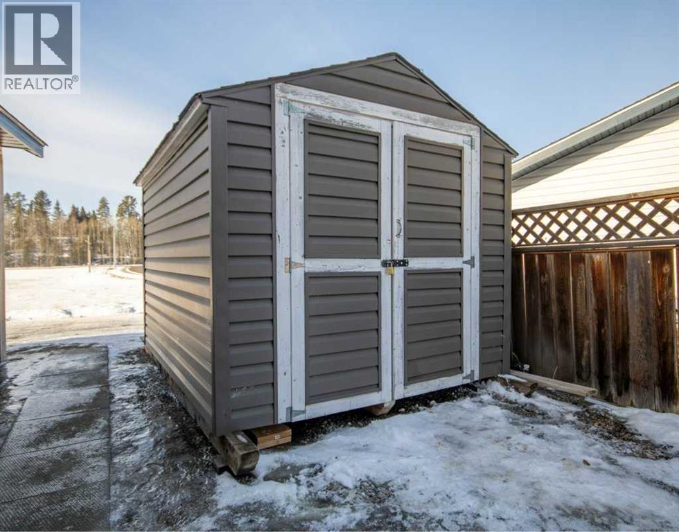 1204 1 Street Ne, Sundre, Alberta  T0M 1X0 - Photo 6 - A2282903