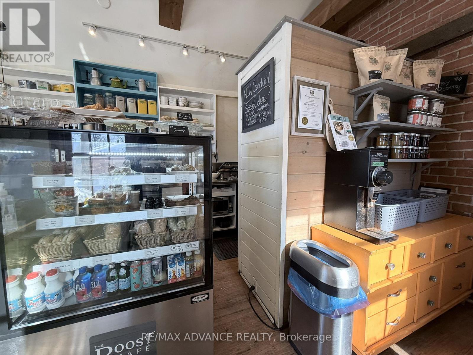 12974 Keele Street, King, Ontario  L7B 1H8 - Photo 5 - N12754192