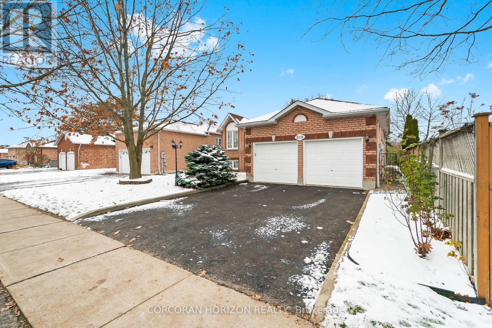 312 Harvie Road, Barrie, Ontario  L4N 8H1 - Photo 3 - S12754206