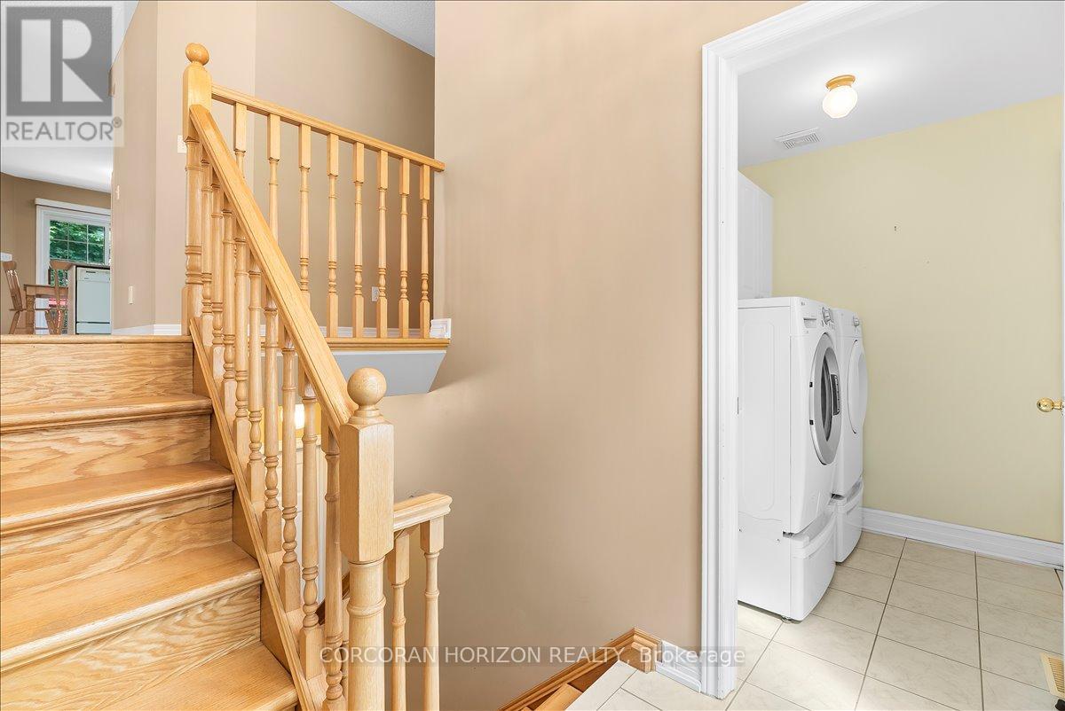 312 Harvie Road, Barrie, Ontario  L4N 8H1 - Photo 6 - S12754206