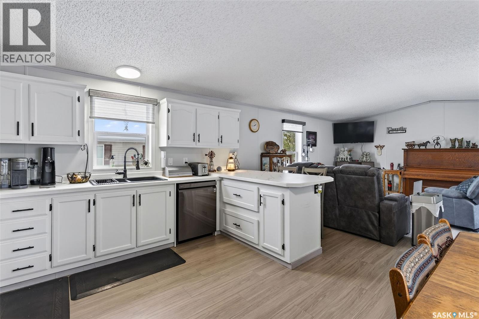 111 Main Street, St. Brieux, Saskatchewan  S0K 3V0 - Photo 3 - SK027864