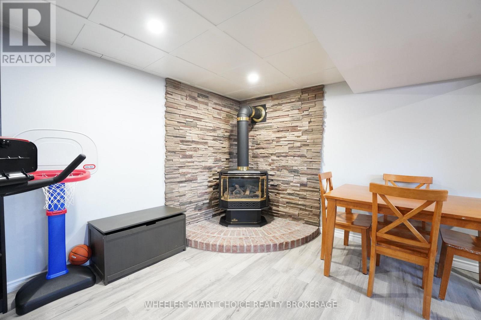 17438 County Rd 18 Road E, South Stormont, Ontario  K0C 2A0 - Photo 25 - X12754354