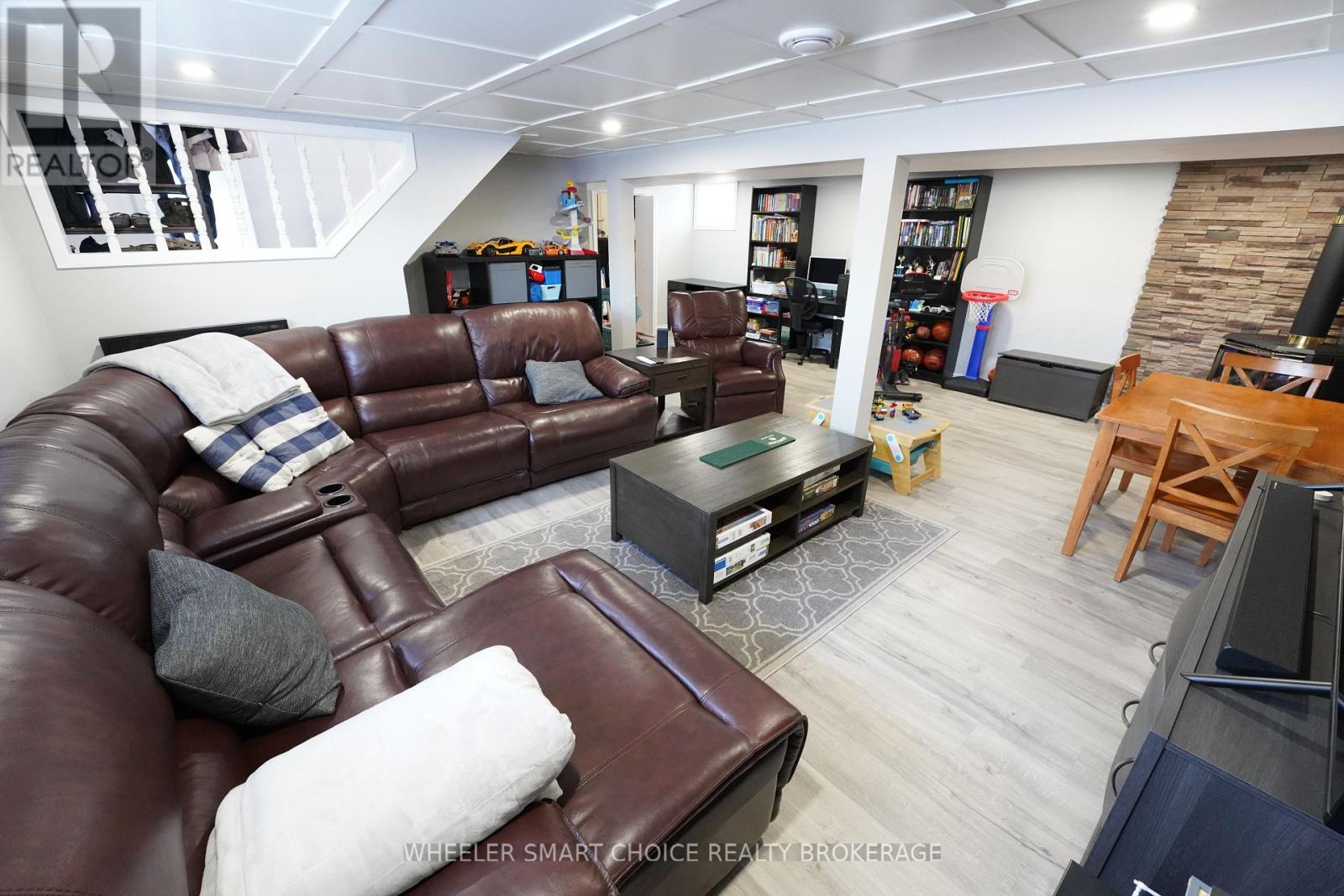 17438 County Rd 18 Road E, South Stormont, Ontario  K0C 2A0 - Photo 27 - X12754354