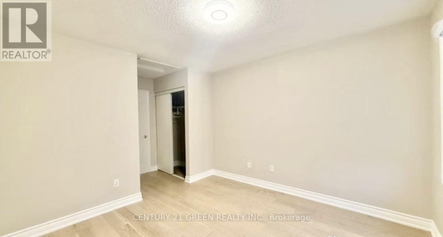 3036 Abernathy Way, Oakville, Ontario  L6M 5C1 - Photo 13 - W12754104