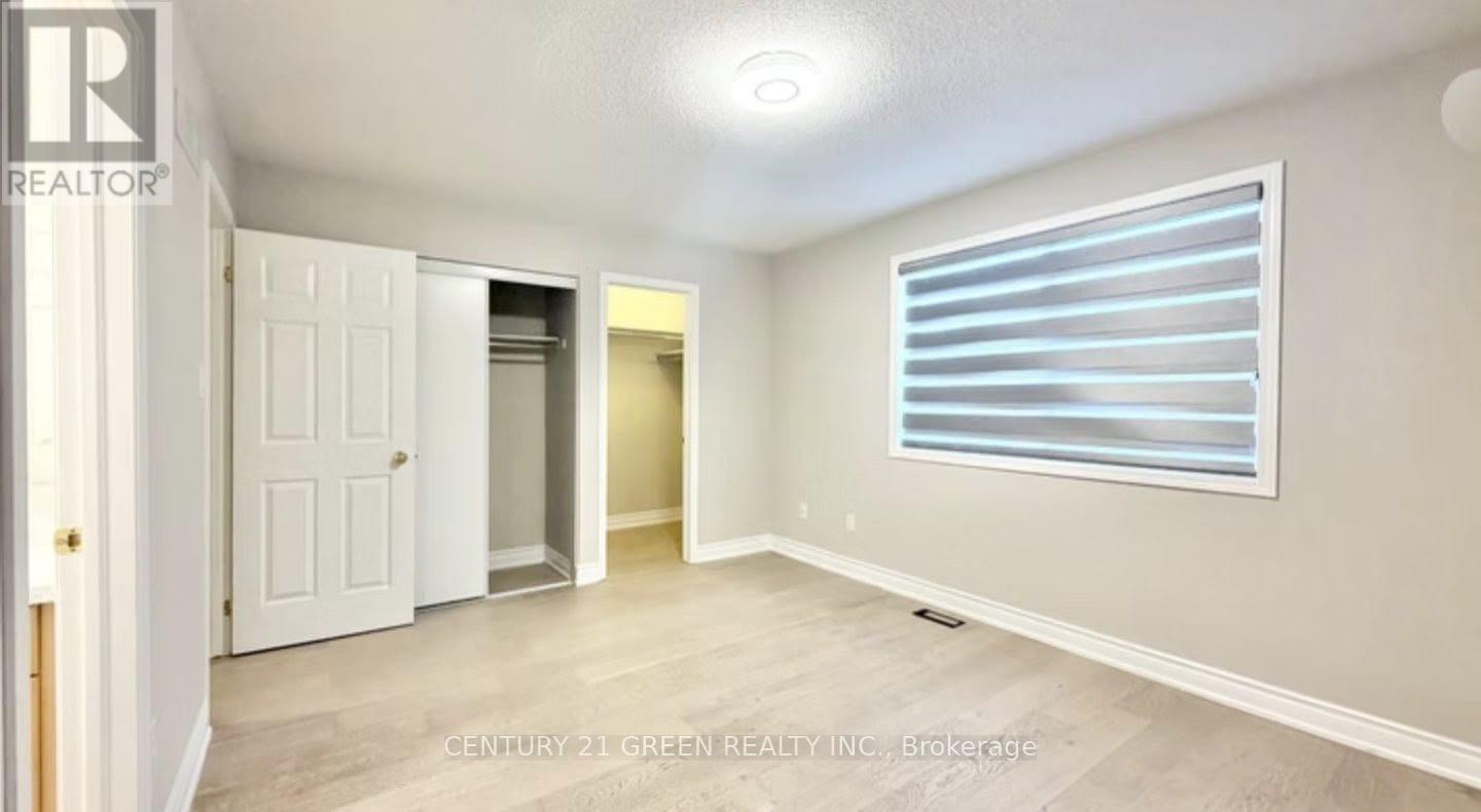 3036 Abernathy Way, Oakville, Ontario  L6M 5C1 - Photo 6 - W12754104