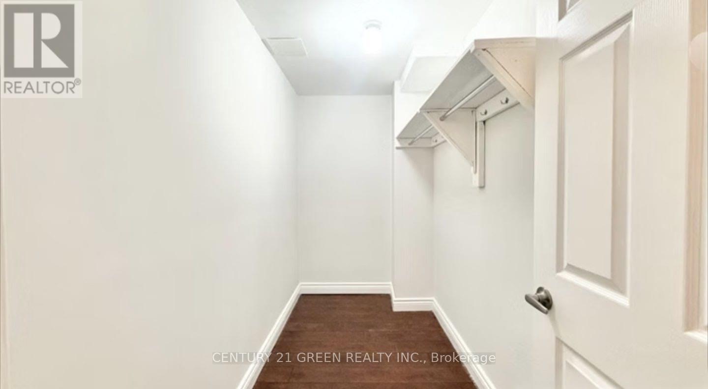 3036 Abernathy Way, Oakville, Ontario  L6M 5C1 - Photo 8 - W12754104