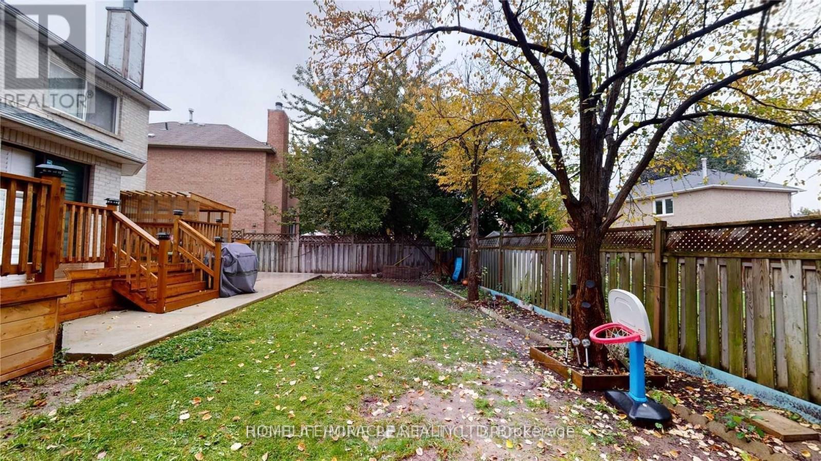 81 Ready Court, Brampton, Ontario  L6Y 4T4 - Photo 13 - W12754108