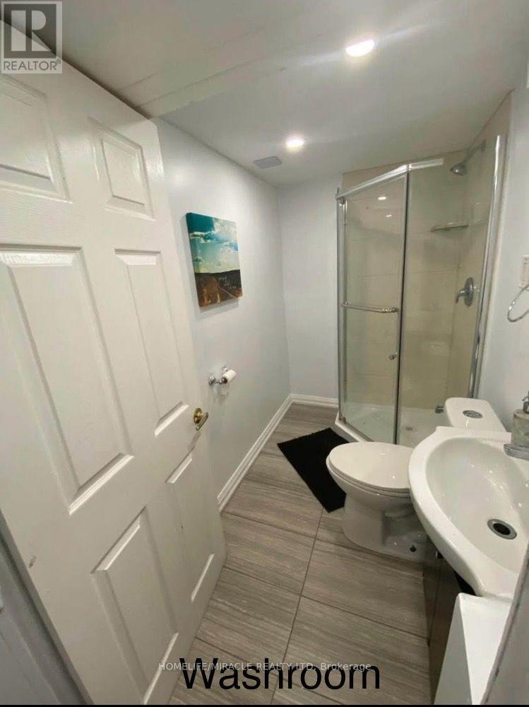 81 Ready Court, Brampton, Ontario  L6Y 4T4 - Photo 14 - W12754108