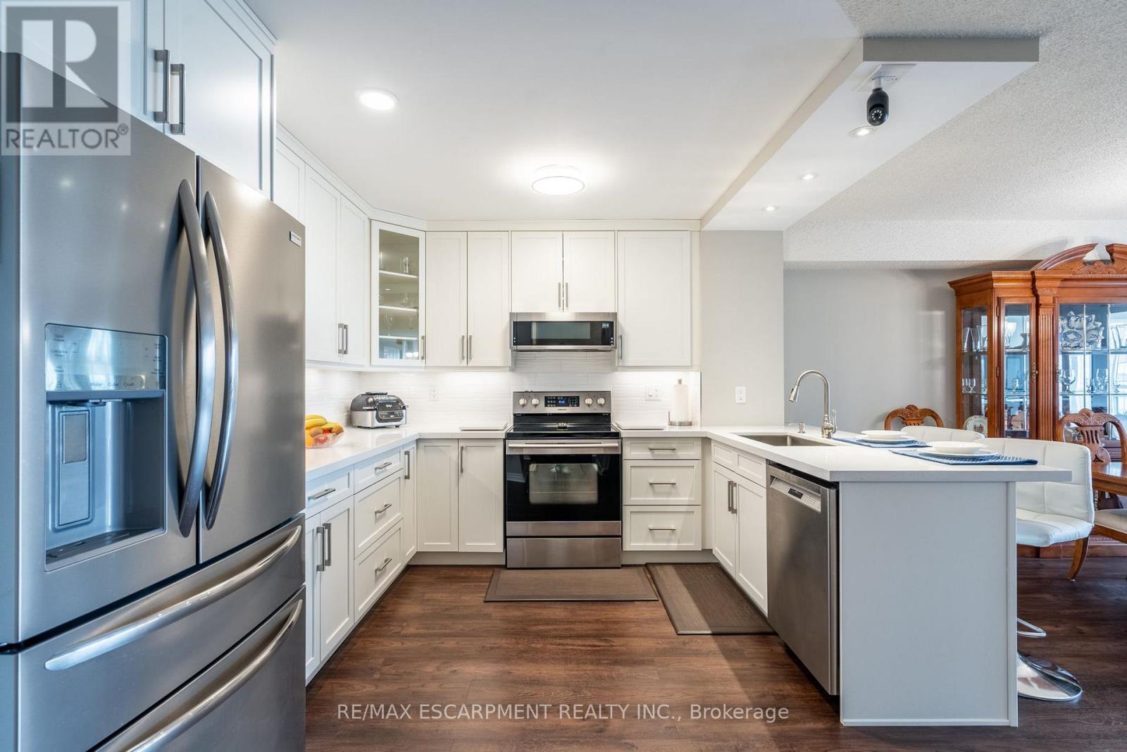 1203 - 1276 Maple Crossing Boulevard, Burlington, Ontario L7S 2J9 - Photo 10 - W12754140