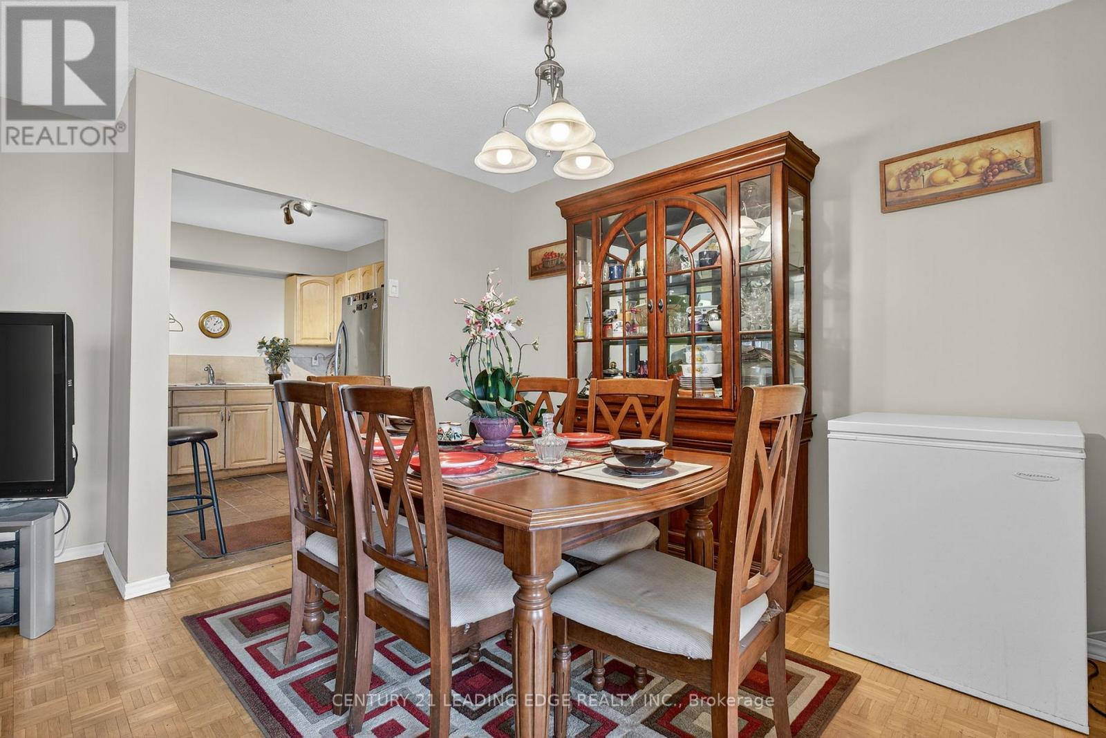 1802 - 85 Emmett Avenue, Toronto, Ontario M6M 5A2 - Photo 11 - W12754166