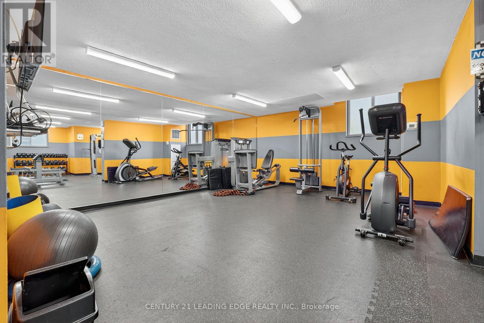 1802 - 85 Emmett Avenue, Toronto, Ontario M6M 5A2 - Photo 42 - W12754166