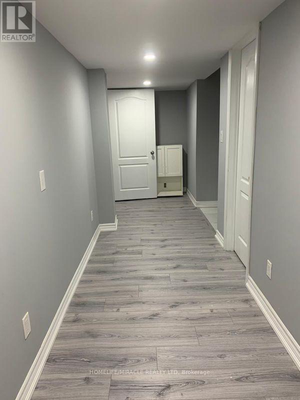 Bsmt - 19 Muscovy Drive, Brampton, Ontario  L7A 4M3 - Photo 7 - W12754204