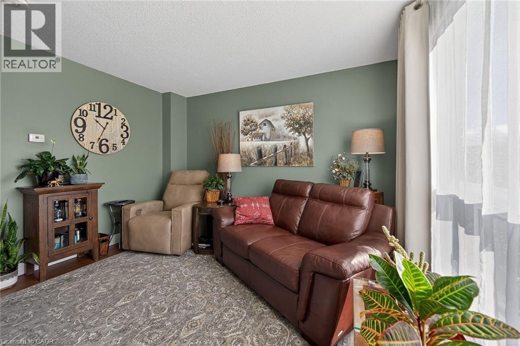 527 Main Street E, Dunnville, Ontario  N1A 2Y5 - Photo 10 - 40802701