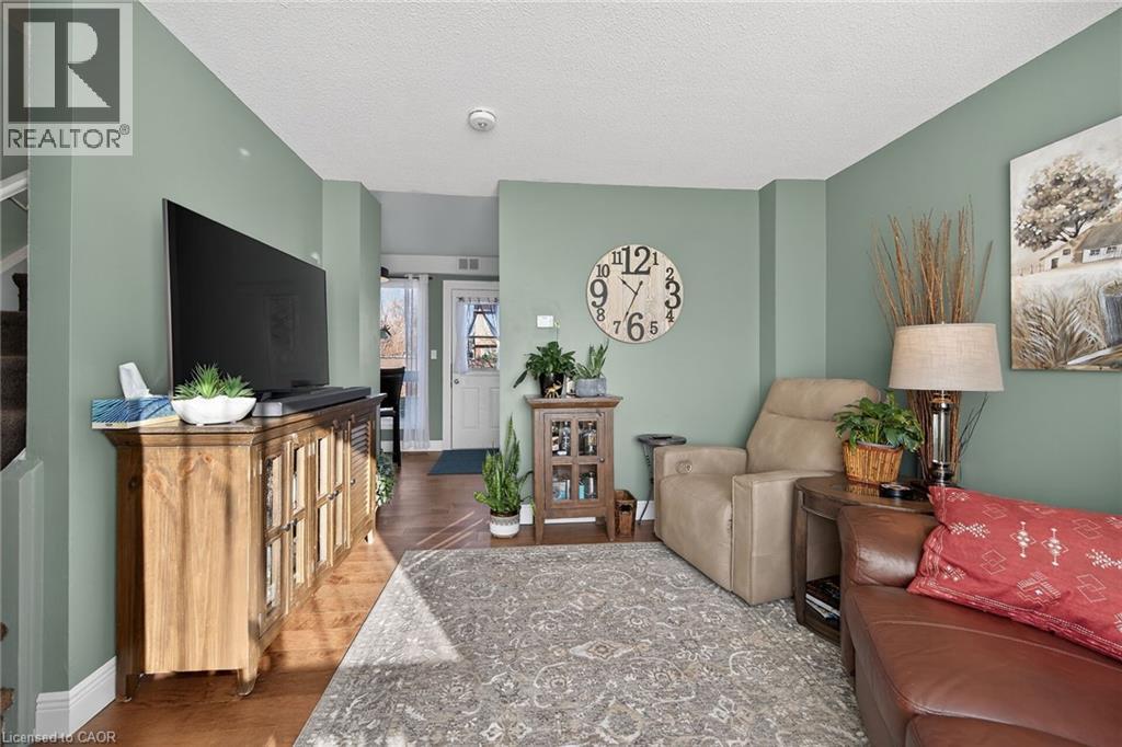 527 Main Street E, Dunnville, Ontario  N1A 2Y5 - Photo 8 - 40802701