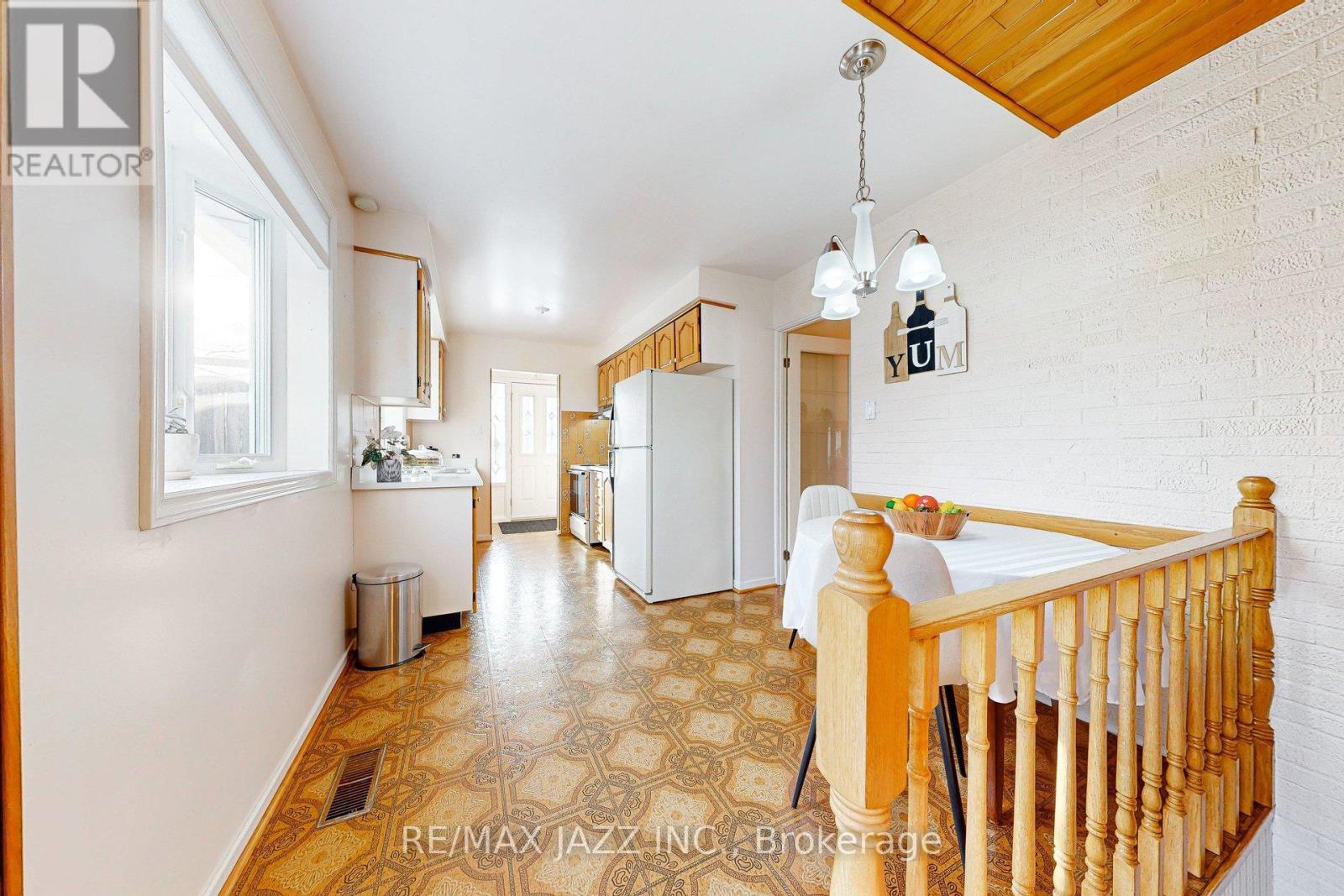 5 Dingley Court, Ajax, Ontario  L1S 6B5 - Photo 18 - E12754430