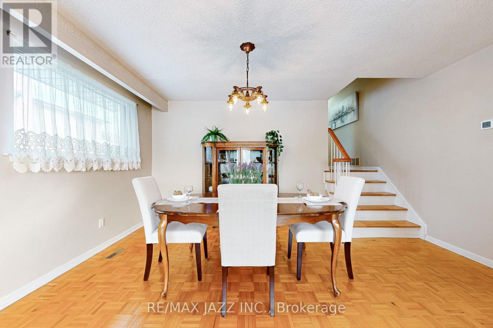 5 Dingley Court, Ajax, Ontario  L1S 6B5 - Photo 9 - E12754430