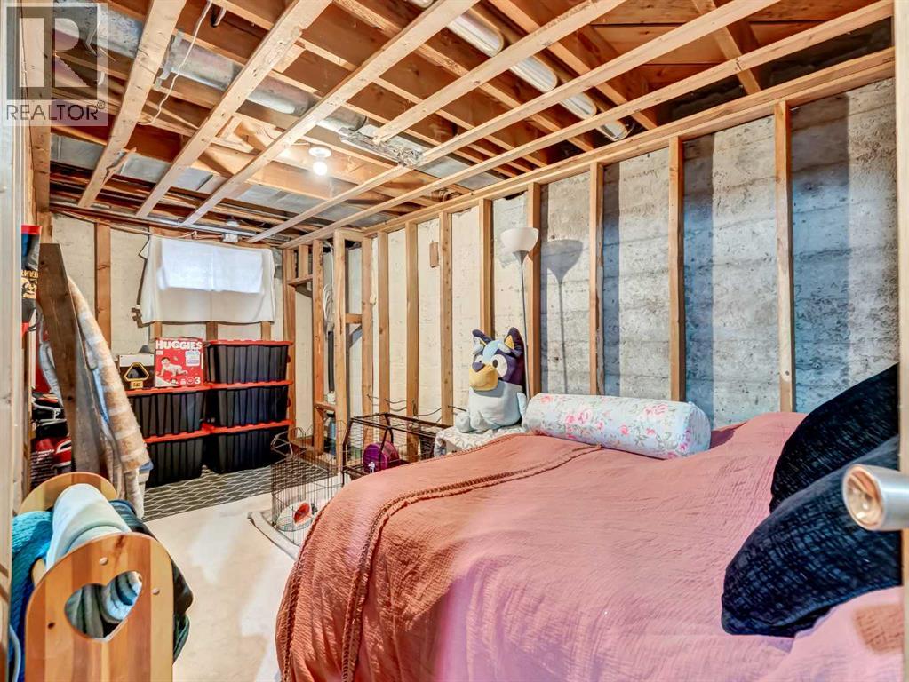 27 11 Street Sw, Medicine Hat, Alberta  T1A 4R9 - Photo 26 - A2282176