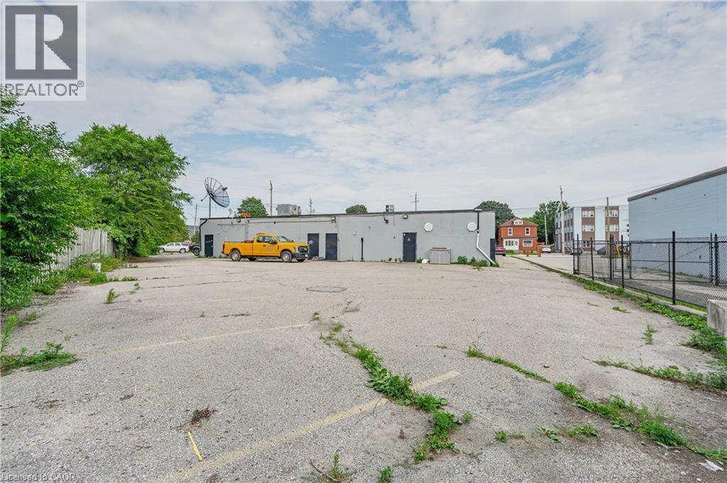 8 Oxford Street, Cambridge, Ontario  N1R 1M2 - Photo 25 - 40751548