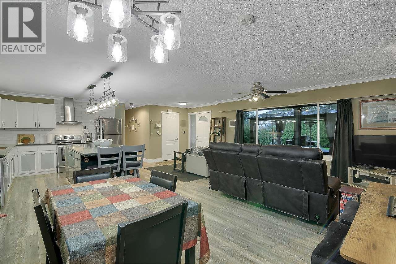 24835 Smith Avenue, Maple Ridge, British Columbia  V4R 2A7 - Photo 9 - R3085502