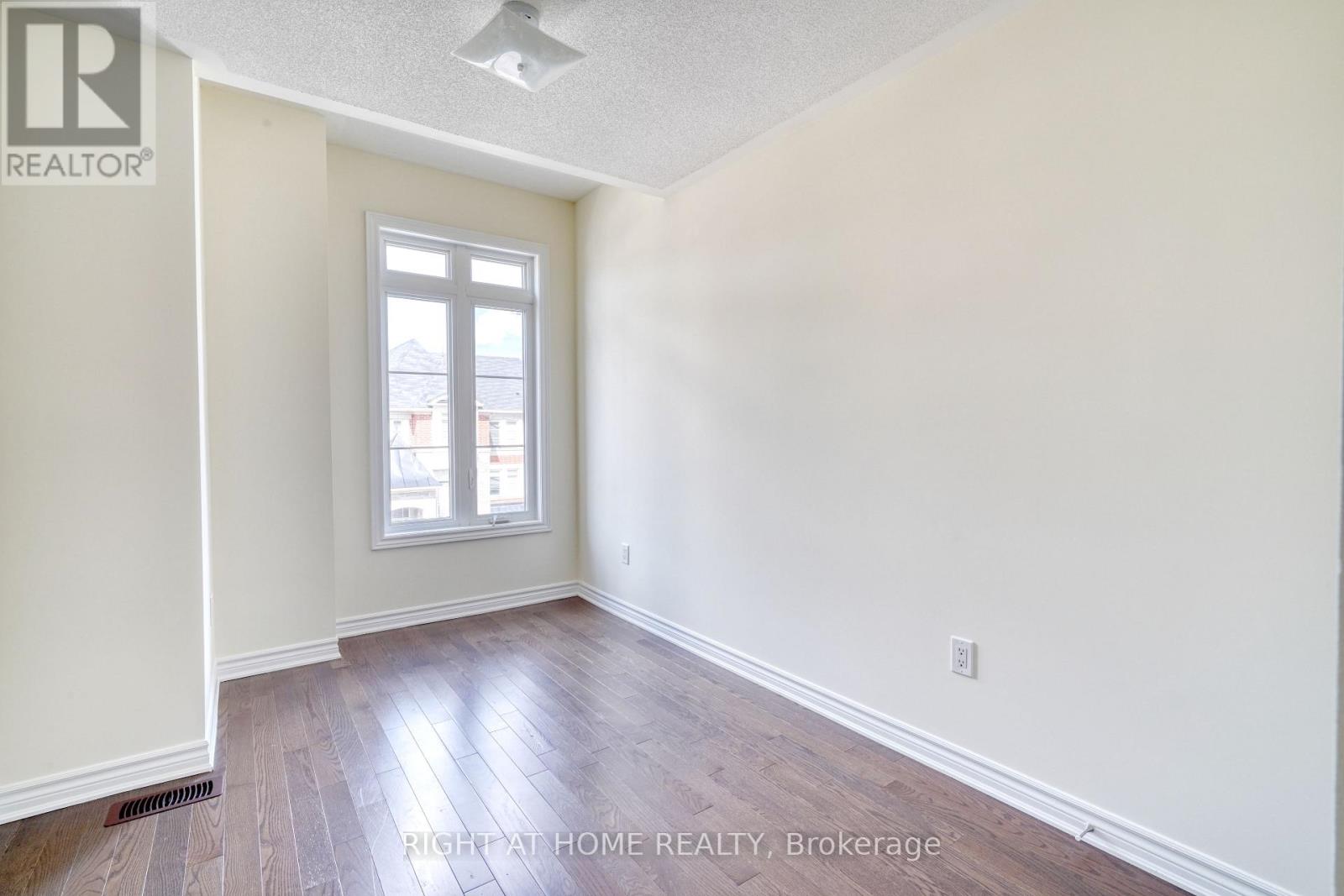 53 Sandwell Street, Vaughan, Ontario  L4H 4R2 - Photo 36 - N12753132