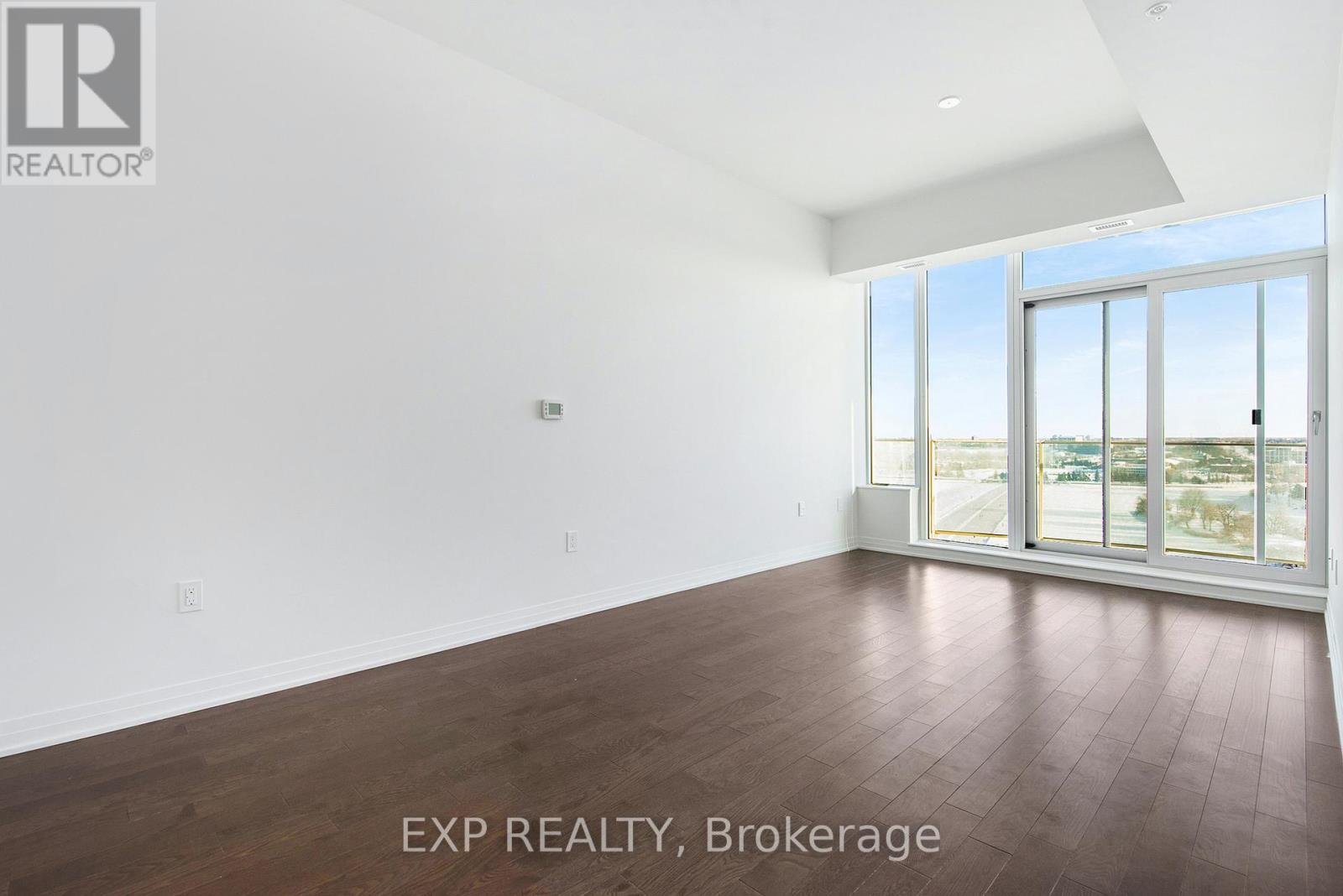 #1805 - 805 Carling Avenue, Ottawa, Ontario  K1S 5W9 - Photo 2 - X12754260