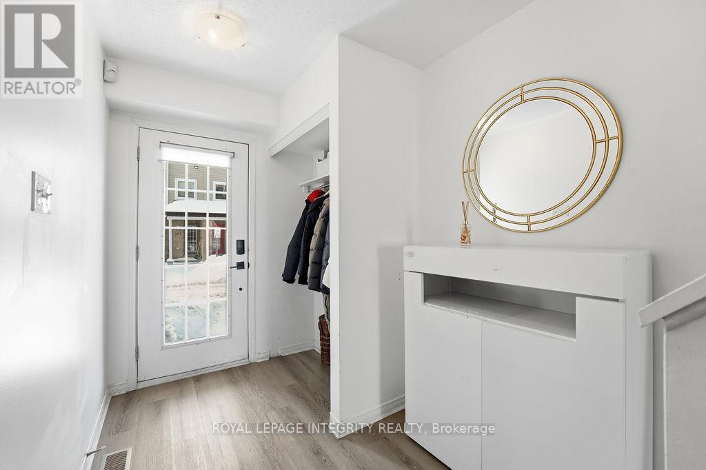 404 Sadar Private, Ottawa, Ontario  K2J 3T3 - Photo 3 - X12754370