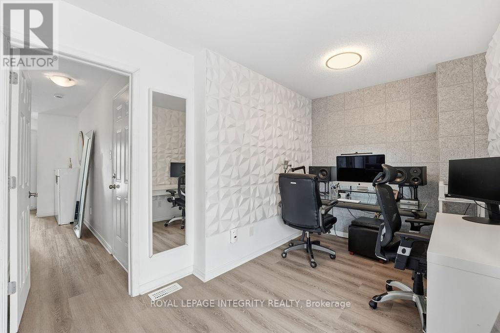 404 Sadar Private, Ottawa, Ontario  K2J 3T3 - Photo 5 - X12754370