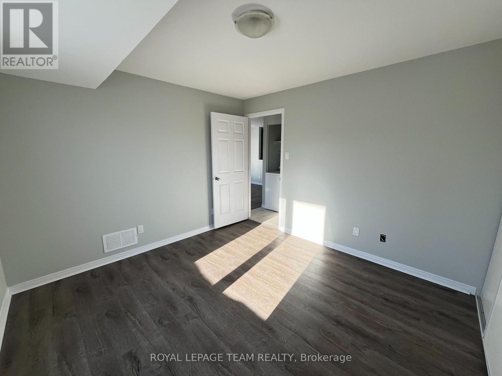 A - 201 Rochester Street, Ottawa, Ontario  K1R 6V1 - Photo 11 - X12754460