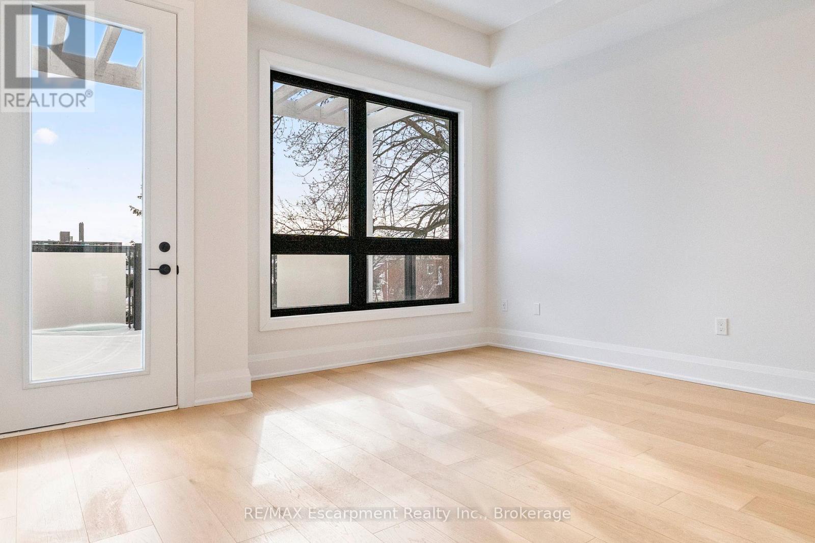 6 - 138 East Street, Oakville, Ontario  L6L 0H9 - Photo 12 - W12754328