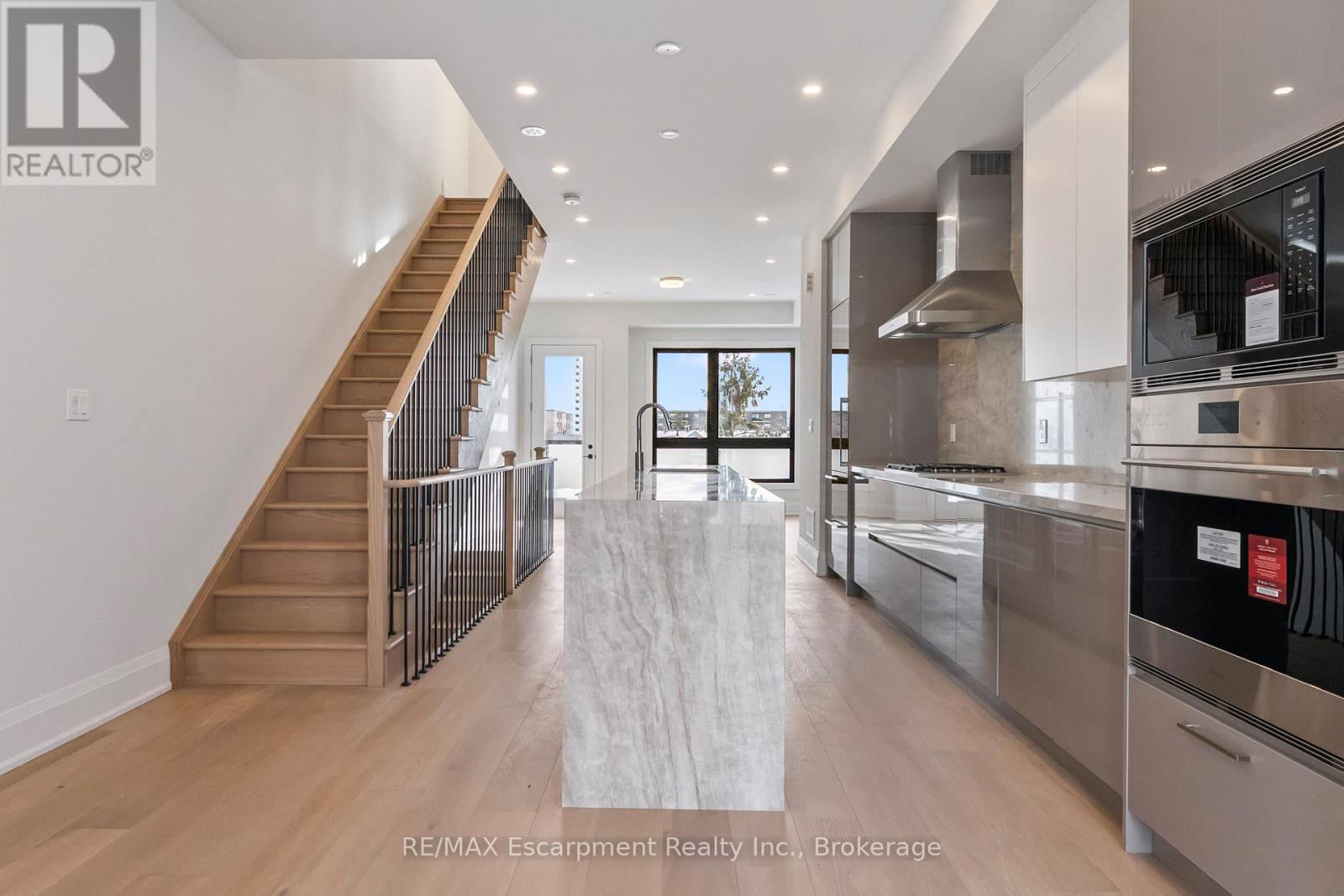 6 - 138 East Street, Oakville, Ontario  L6L 0H9 - Photo 21 - W12754328