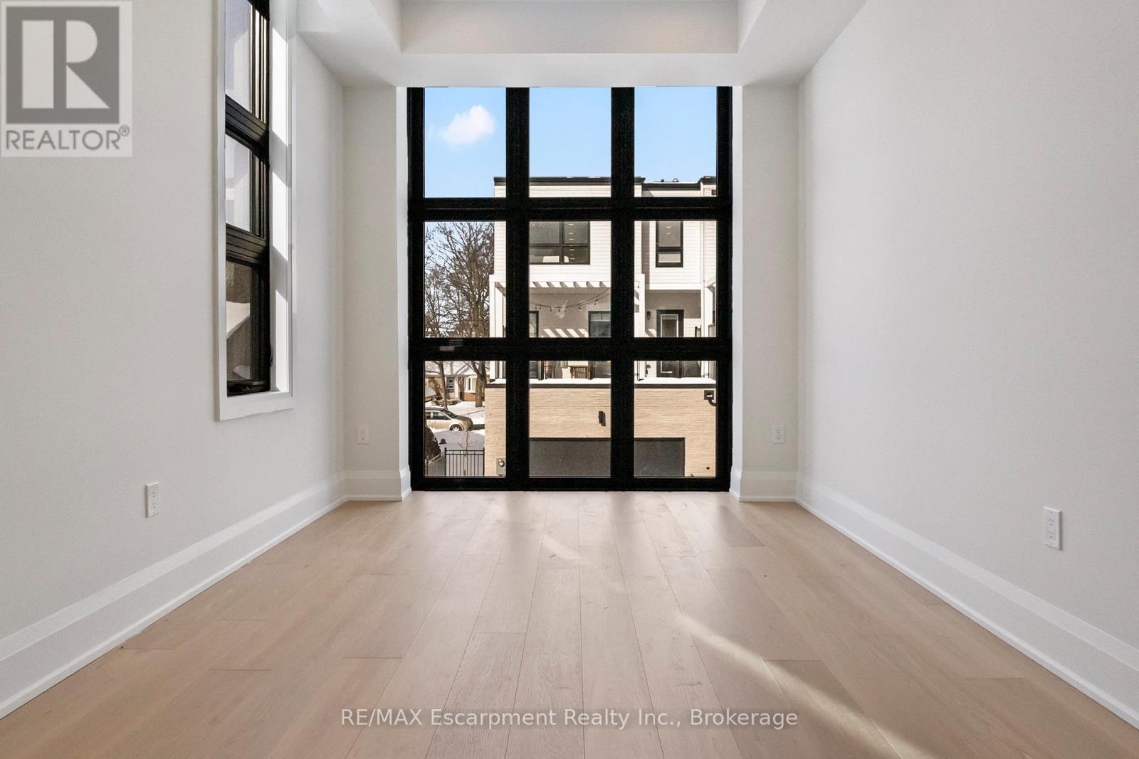 6 - 138 East Street, Oakville, Ontario  L6L 0H9 - Photo 22 - W12754328