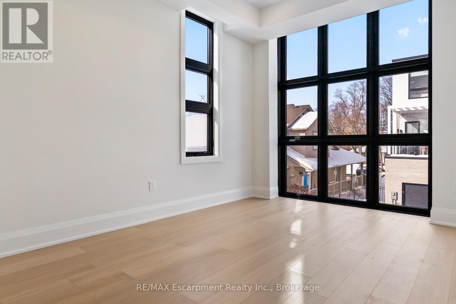 6 - 138 East Street, Oakville, Ontario  L6L 0H9 - Photo 23 - W12754328