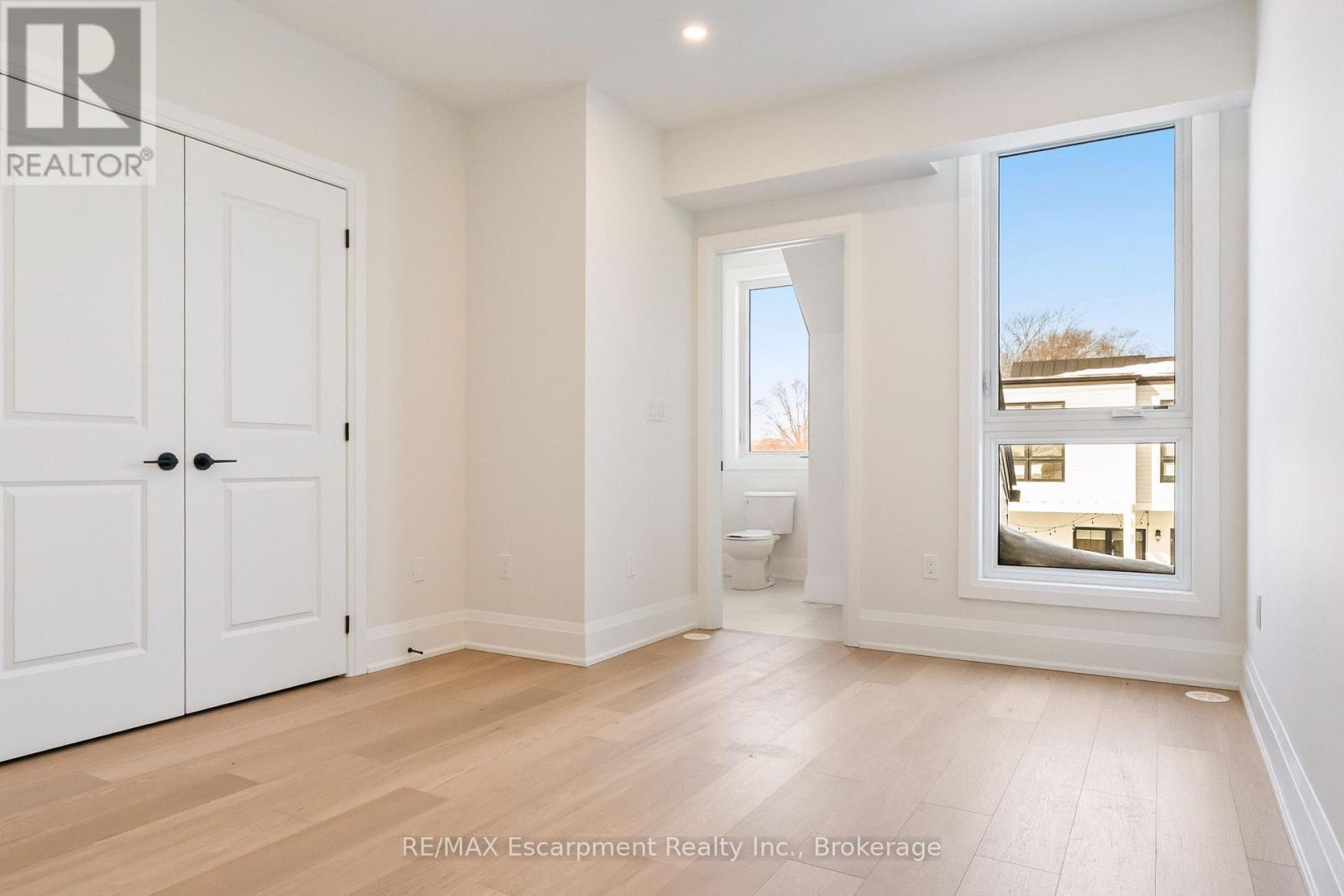 6 - 138 East Street, Oakville, Ontario  L6L 0H9 - Photo 28 - W12754328