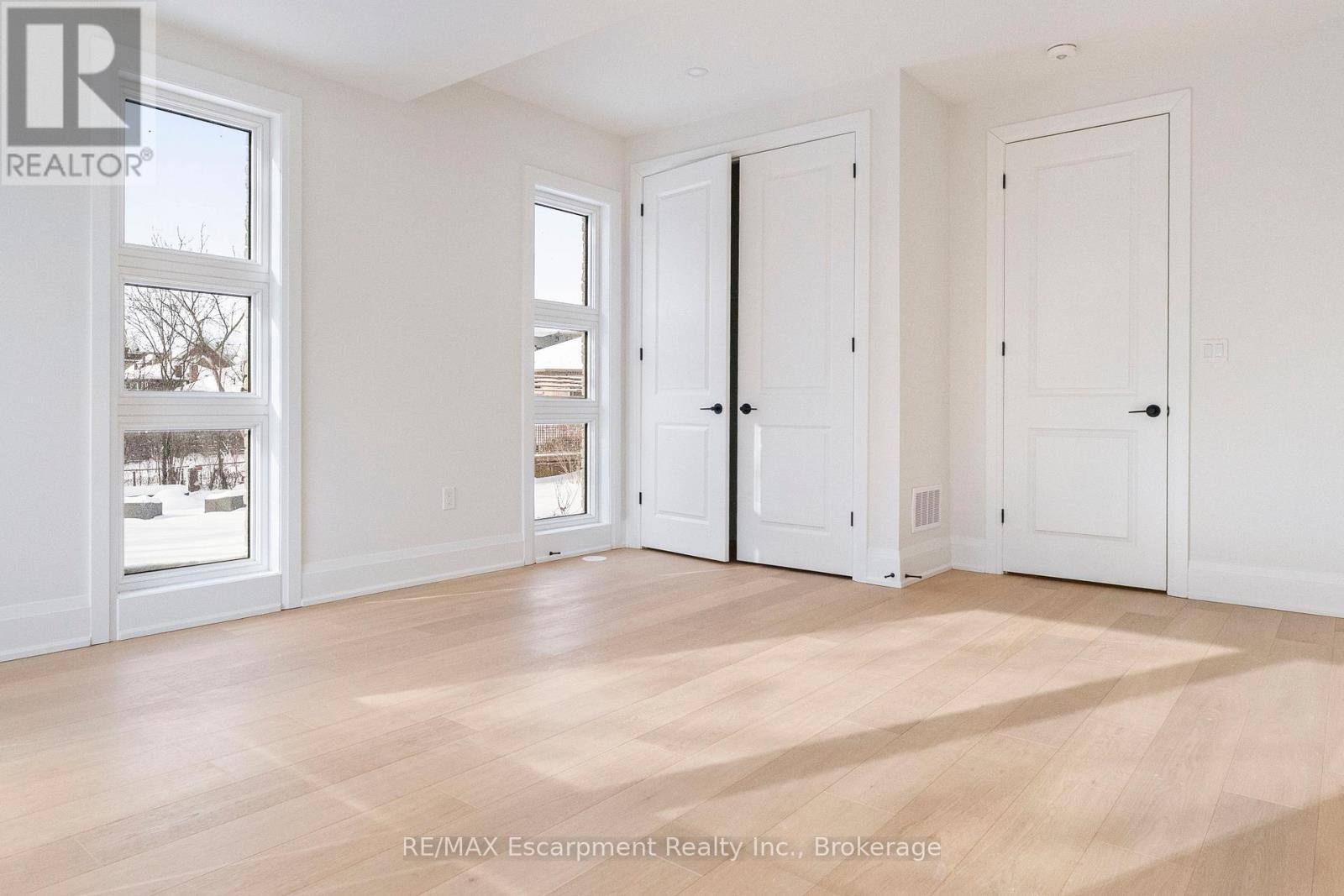 6 - 138 East Street, Oakville, Ontario  L6L 0H9 - Photo 9 - W12754328