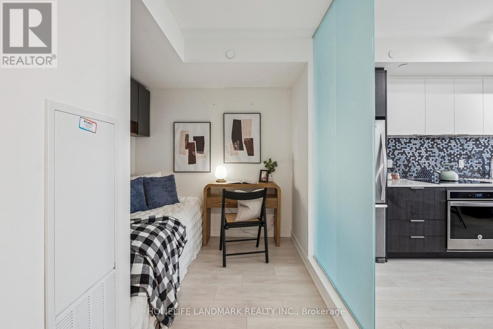 1506 - 2 Sonic Way, Toronto, Ontario  M3C 0P1 - Photo 22 - C12751946