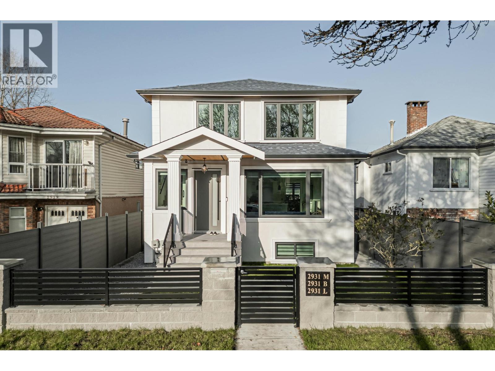 Listing Picture 35 of 37 : 2931 E 28TH AVENUE, Vancouver / 溫哥華 - 魯藝地產 Yvonne Lu Group - MLS Medallion Club Member