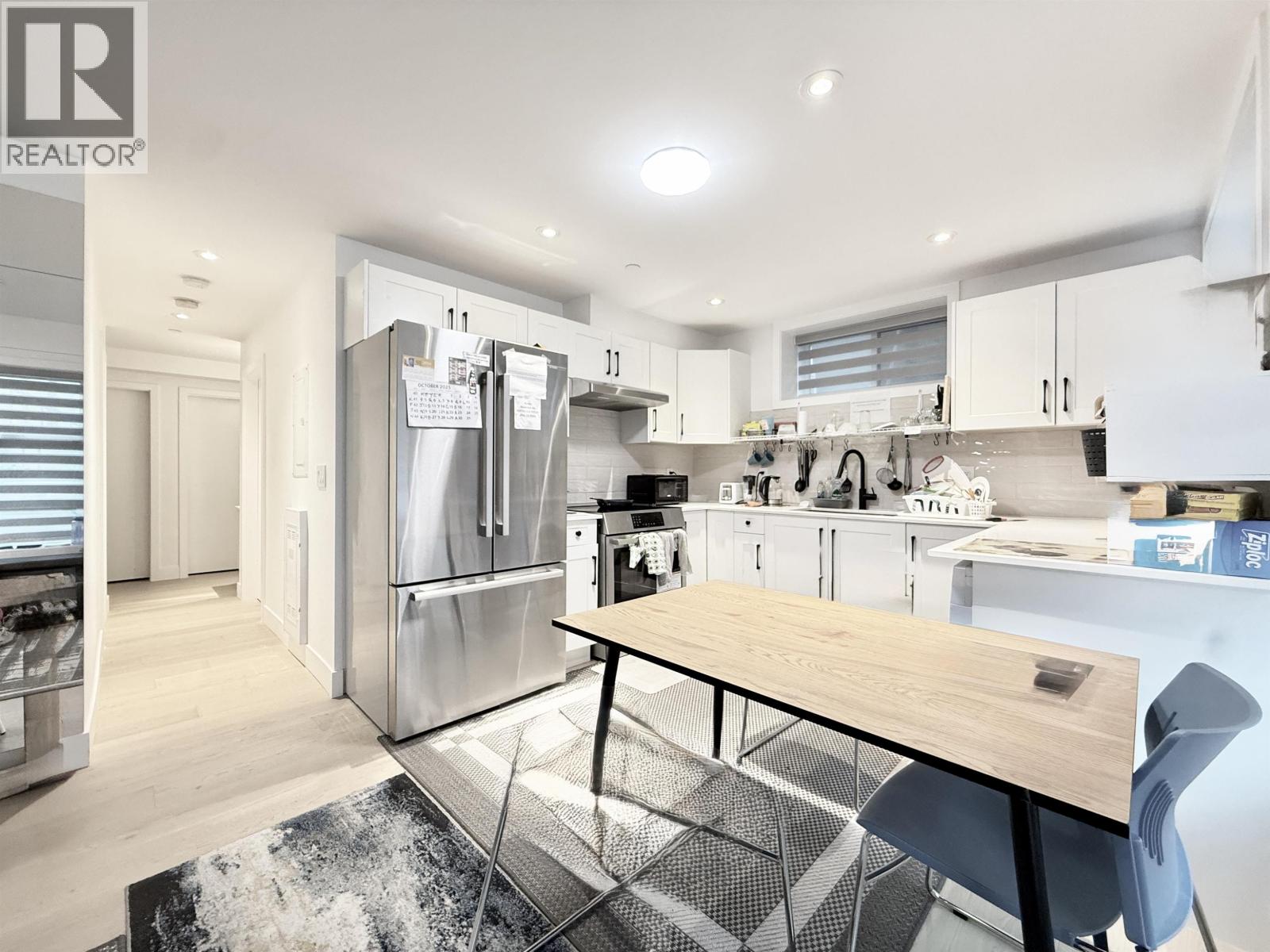 Listing Picture 27 of 37 : 2931 E 28TH AVENUE, Vancouver / 溫哥華 - 魯藝地產 Yvonne Lu Group - MLS Medallion Club Member