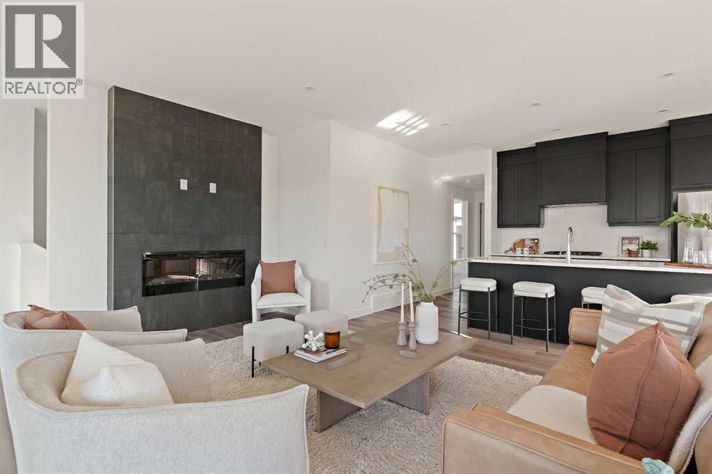 617 Sovereign Common Sw, Calgary, Alberta  T3C 3Y3 - Photo 6 - A2279501