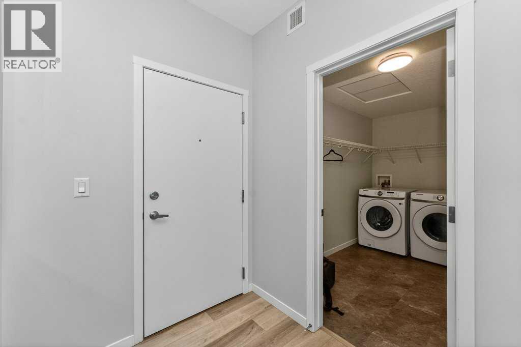 1207, 33 Carringham Gate Nw, Calgary, Alberta  T3P 2H6 - Photo 6 - A2281524