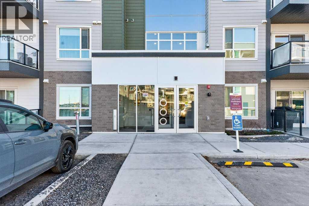 1207, 33 Carringham Gate Nw, Calgary, Alberta  T3P 2H6 - Photo 2 - A2281524